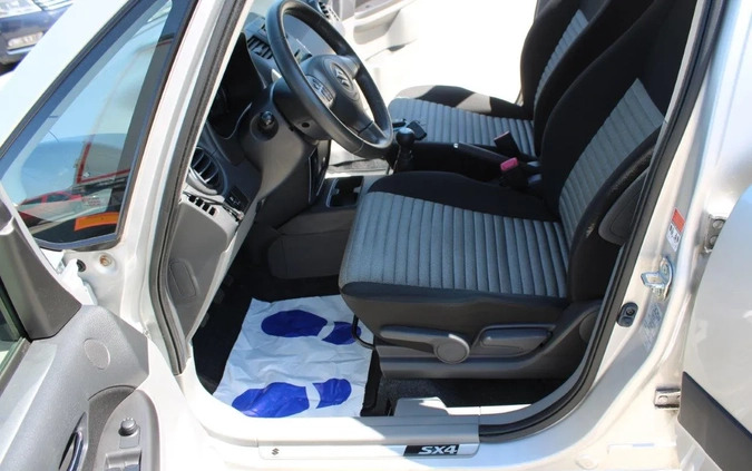 Suzuki SX4 cena 33900 przebieg: 111000, rok produkcji 2012 z Rumia małe 781